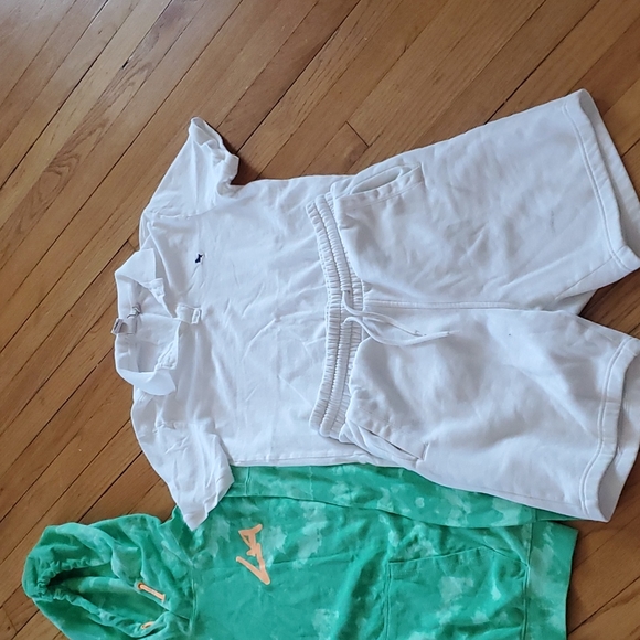 H&M - 2sets - Boys Size16 - Picture 4 of 4